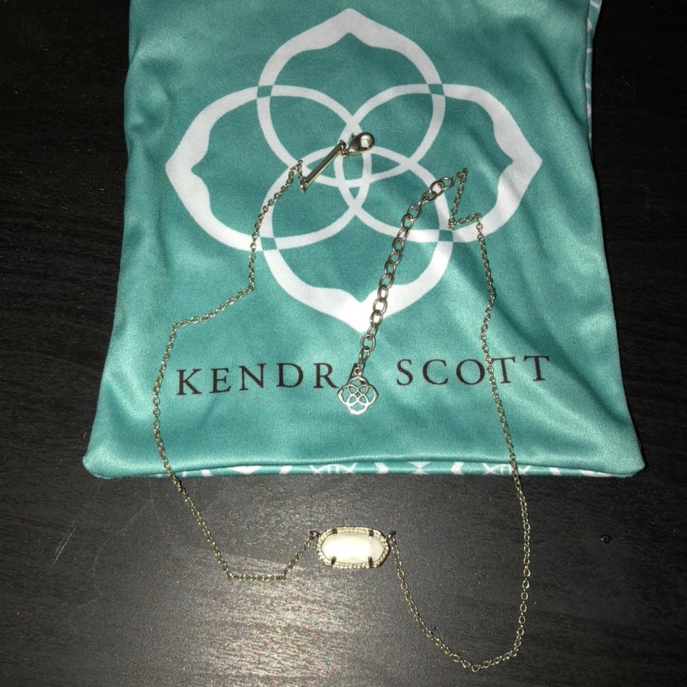 Kendra Scott Elisa Necklace